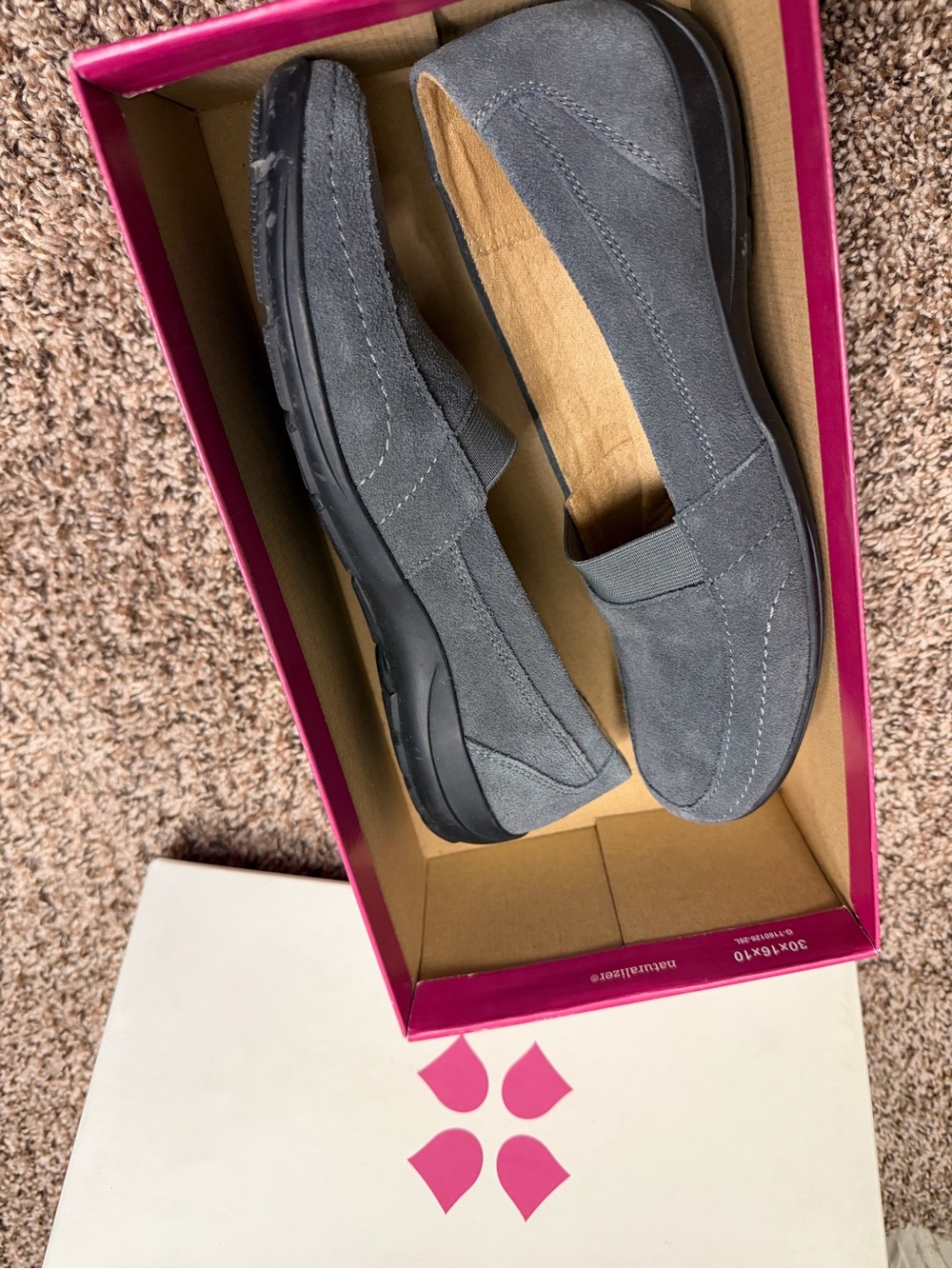 Naturalizer Gray Suede Slip-On Loafer Box
